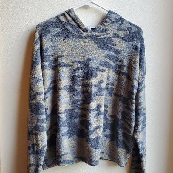 Gaze Camouflaged Cropped Fleece Hooded Sweatshirt - Picture 4 of 11